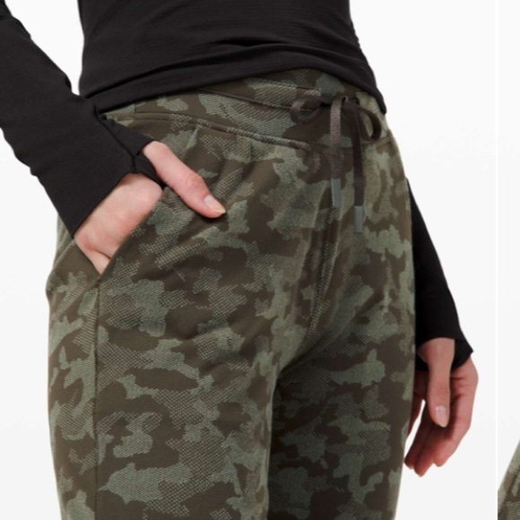 Lululemon Ready to Rulu Jogger 29" Heritage Camo Dark Olive Green Twill Size 2 - Picture 11 of 12